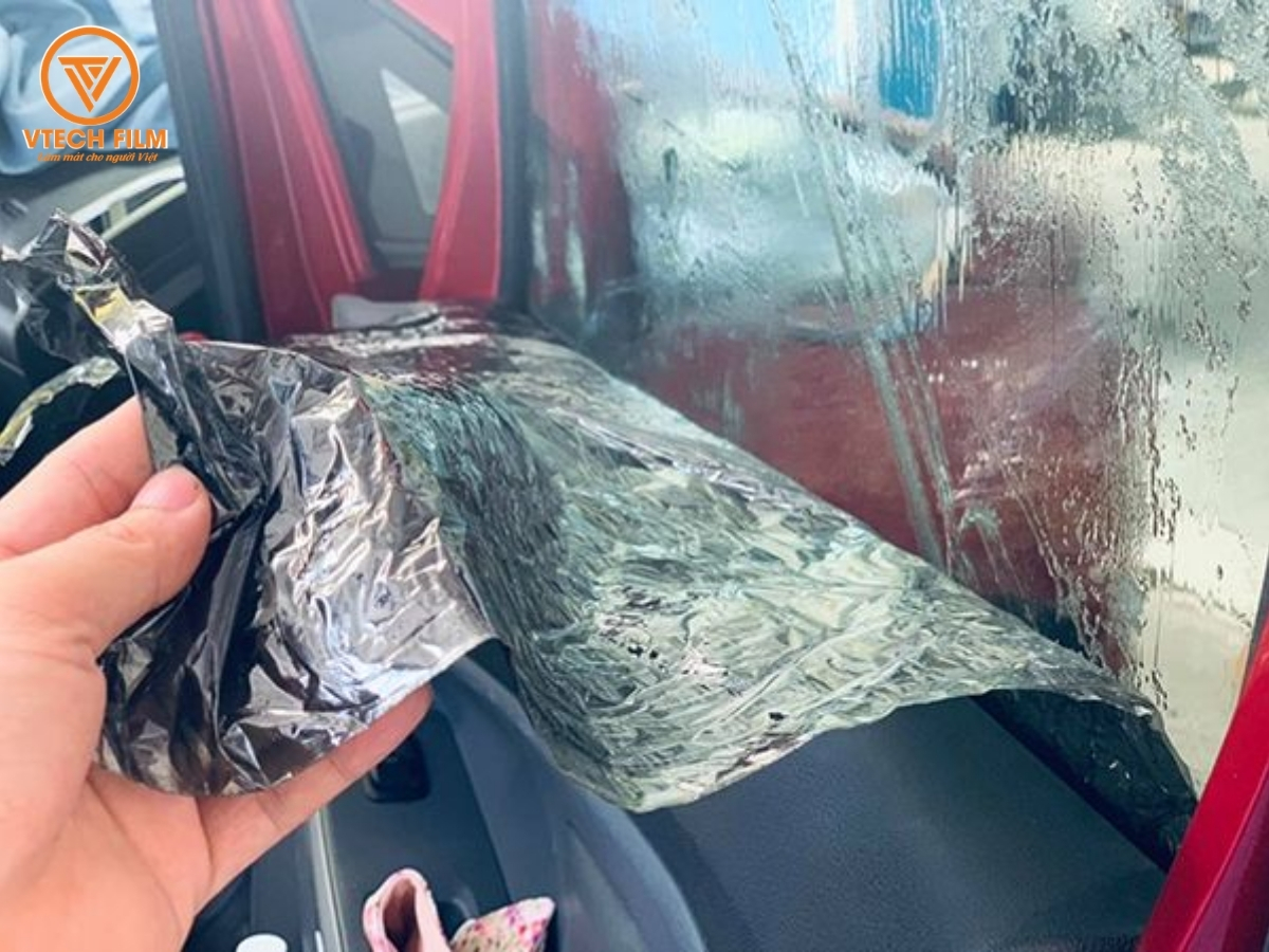 phimcachnhietbinutrach